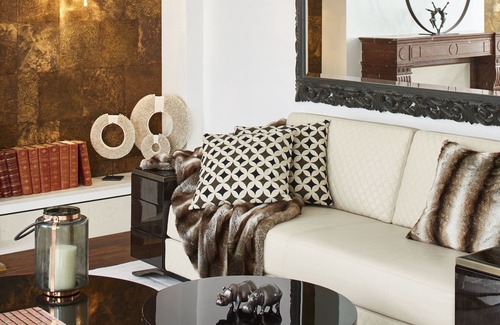 Quartier de la Place-Vendome Apartment | top luxury 3BR/3BA A/C art deco st honore architecturally designed