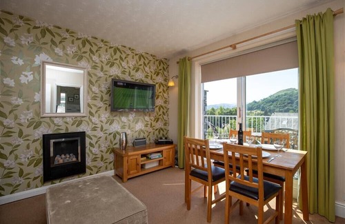 Ambleside Cottage | TOP NOTCH, family friendly, with a garden in Ambleside