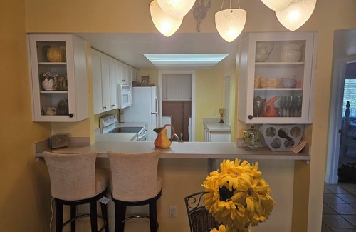 Bonita Springs Condo | Top of the coconut, your place. Third floor condo waterview