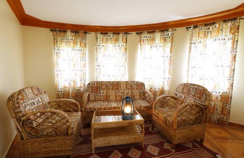 Fort Portal Cabin | Top of The World Lodge