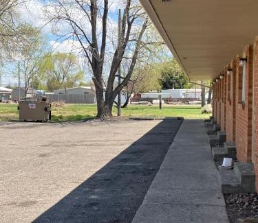 Heyburn Hotel | Tops Motel