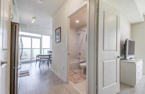 Humber Bay Shores Apartment | Toronto Condo with Lake Views