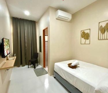 Laguindingan Hotel | Torres Traveller's Inn