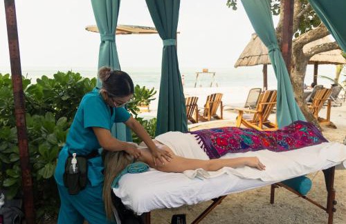 Celestun Hotel | Totem Beach Club - Celestun