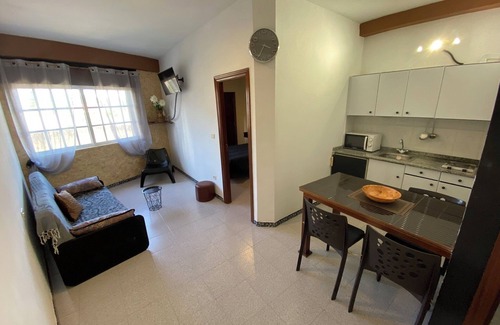Salcidos Apartment | TOURIST APT(6) IDEAL FOR COUPLES OR WITH BABY