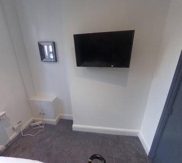 Barnstaple House | Town Centre En Suite Room 1