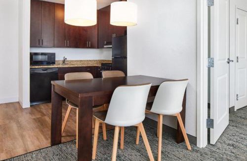 Garden City Hotel | TownePlace Suites by Marriott Garden City