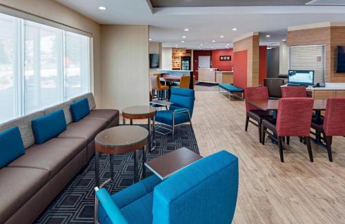Port Allen Hotel | TownePlace Suites by Marriott Baton Rouge Port Allen