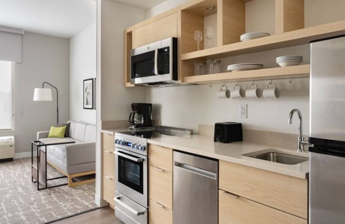 Norfolk Hotel | Towneplace Suites By Marriott Norfolk