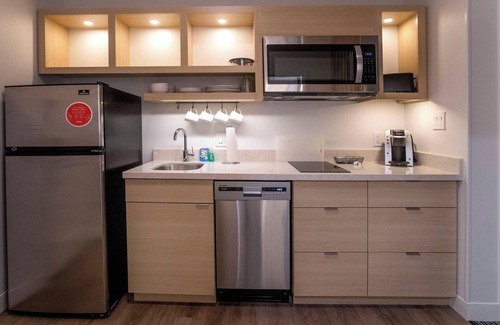 Conroe Hotel | TownePlace Suites by Marriott Conroe