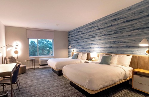 Conroe Hotel | TownePlace Suites by Marriott Conroe