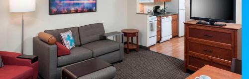 Norfolk Hotel | TownePlace Suites by Marriott Norfolk