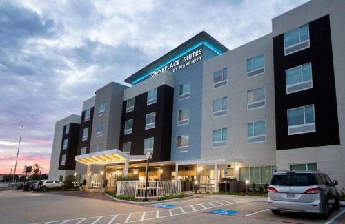 Conroe Hotel | TownePlace Suites by Marriott Conroe