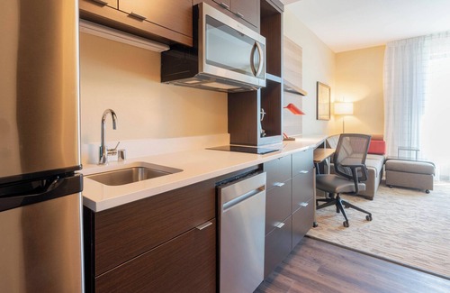 Agoura Hills Hotel | TownePlace Suites by Marriott Agoura Hills