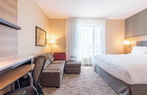 Agoura Hills Hotel | TownePlace Suites by Marriott Agoura Hills