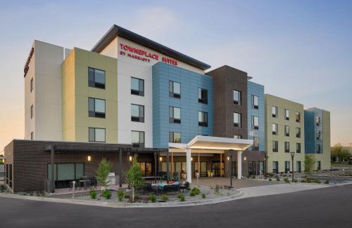 Coeur d'Alene Hotel | TownePlace Suites by Marriott Coeur d'Alene