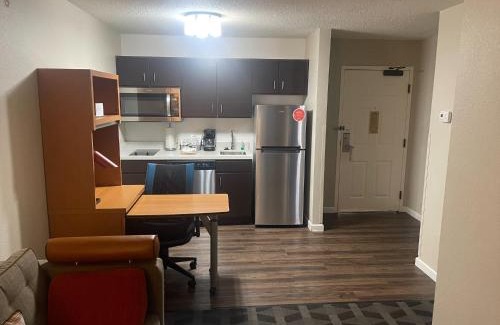 Greenwich Hotel | TownePlace Suites Wichita East