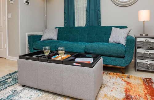 Ilexhurst Condo | Townhome style with garage and 2 minutes to the beach! Close to it all.