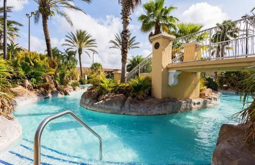 Regal Palms Resort | Townhouse and Resort Near Disney