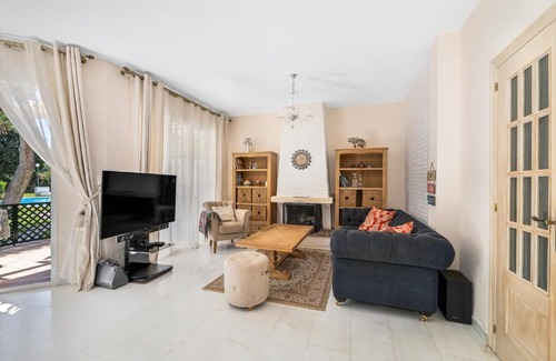 Nueva Andalucia Resort | Townhouse at Los Naranjos GC