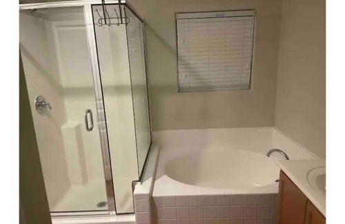 North Las Vegas House | Townhouse with 3 bedrooms and 2.5 bathrooms.