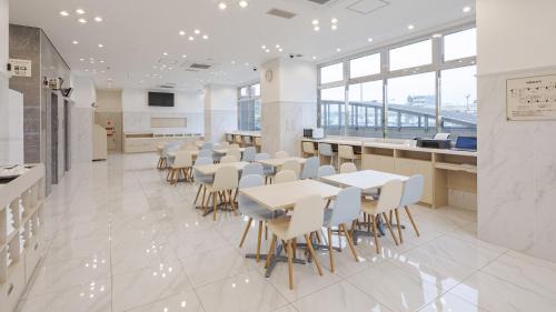 Tenri Hotel | Toyoko Inn Tenri Ekimae