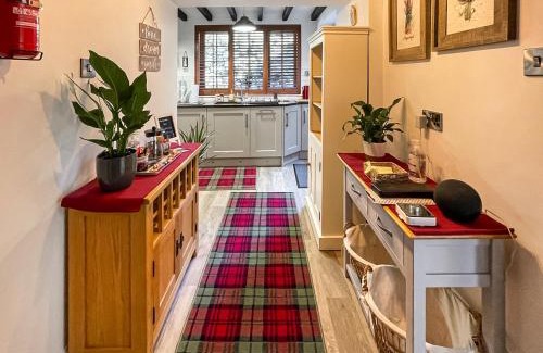 Pickering House | Trackside Cottage