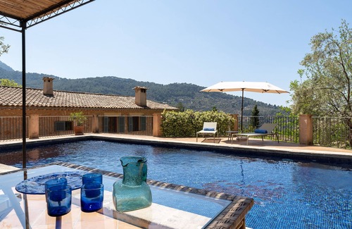 Deia House | TRADITIONAL HOUSE. IDEAL FOR FAMILY. PRIVATE POOL. WIFI WITH FIBER. A/C