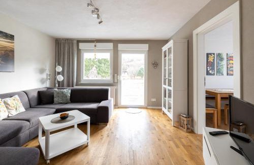 Dahn House | Trailrock Lodge