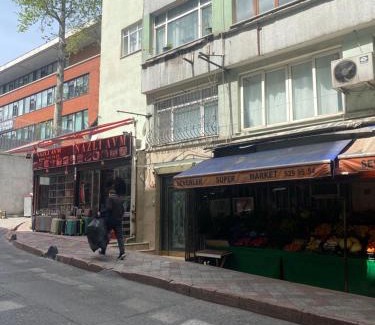 Fatih Apartment | Tram 1 min!Modern,comfortable