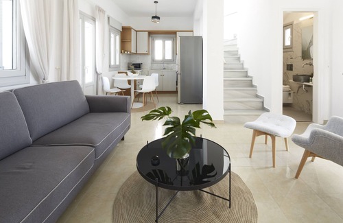 Monolithos Villa | Tramonto Private Villa