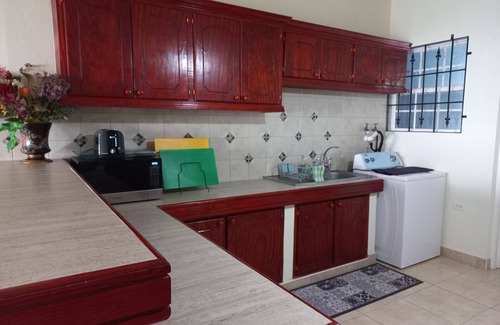 Woodbourne Apartment | Tranquil 2-bedroom apartment in Beautiful Barbados