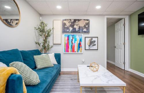 Church Street Apartment | Tranquil 2bd Oasis 10 Min to Airport & Downtown