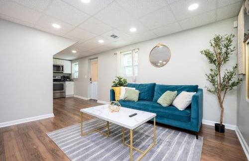 Church Street Apartment | Tranquil 2bd Oasis 10 Min to Airport & Downtown