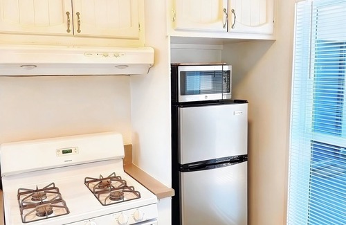 Redondo Beach Apartment | Tranquil and cozy apartment in Redondo Beach, minutes from beach