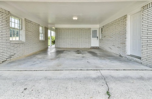 Buford House | Tranquil and Magnificent Cabin for your Perfect Vacation