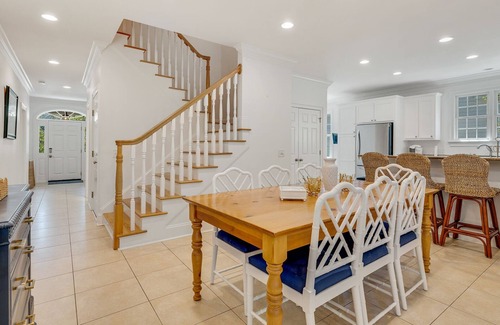 Debordieu Colony House | Tranquil Beach House Conveniently Located Near the Ocean Beach Retreat