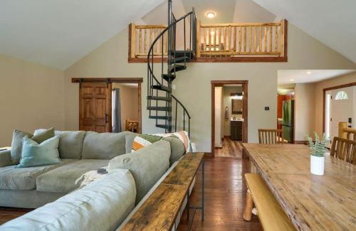 Hallsville House | Tranquil Heights Cabin in Hocking Hills