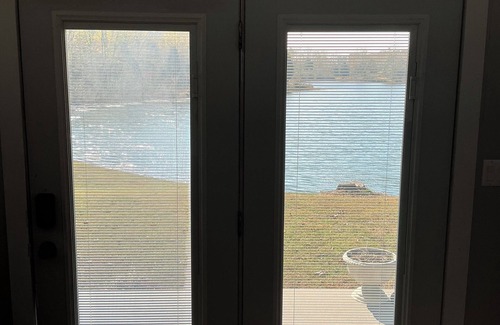 Stendal House | Tranquil Hideaway: Your Private Lakefront Retreat