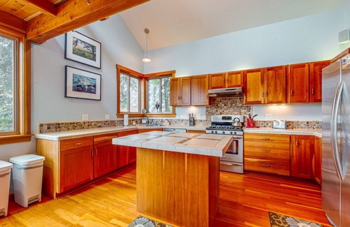 Timber Cove House | Tranquil home with free WiFi and full kitchen
