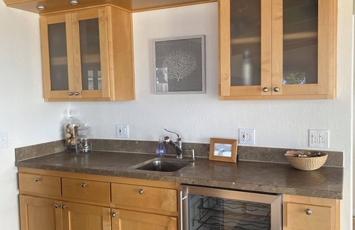 Moss Beach House | Tranquil Oceanfront Retreat with Breathtaking Views