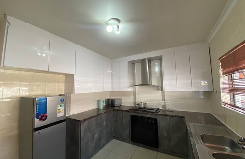 Goodwood House | Tranquil Retreat in Goodwood