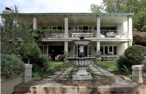 Constantia House | Tranquil setting in the heart of the Constantia Winelands