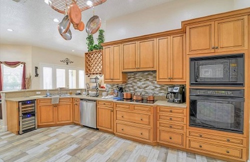 Winter Springs House | Tranquil, Spacious property within an gated Community