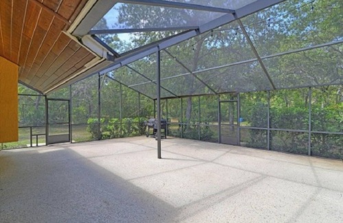 Winter Springs House | Tranquil, Spacious property within an gated Community