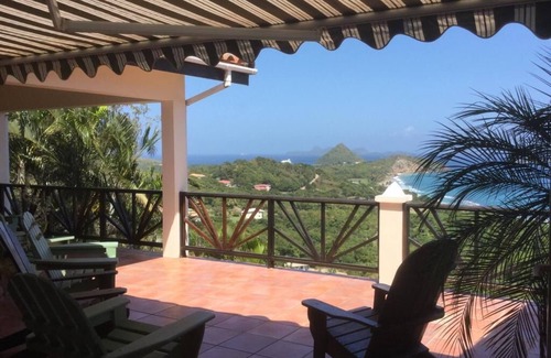 St. Patrick House | Tranquil Tropical Villa Overlooking the Islands of the Grenadines