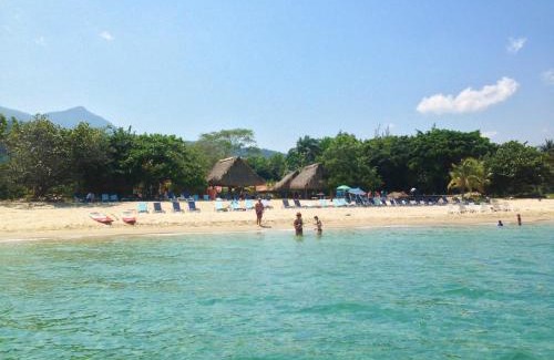 Trujillo Hotel | Tranquility Bay Beach Retreat