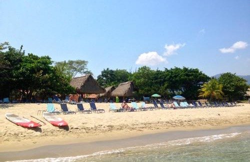 Trujillo Hotel | Tranquility Bay Beach Retreat