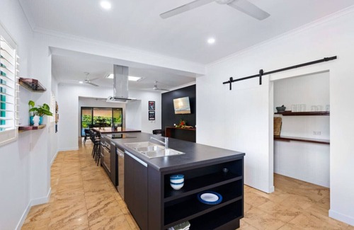 Mission Beach House | Tranquility House Family Getaway | Luxury Rainforest Meets Reef | Sleeps up to 10