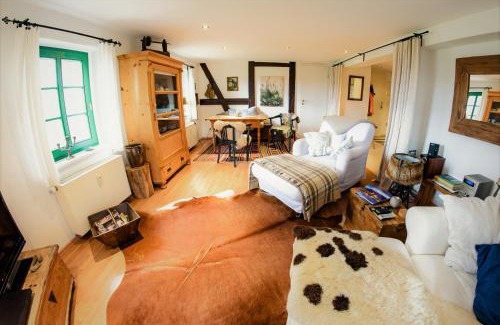 Hosterwitz Apartment | Traumhaftes Elb-Chalet